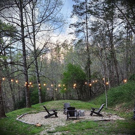 סביירוויל Stay At The Retreat! Gatlinburg-Dollywood מראה חיצוני תמונה