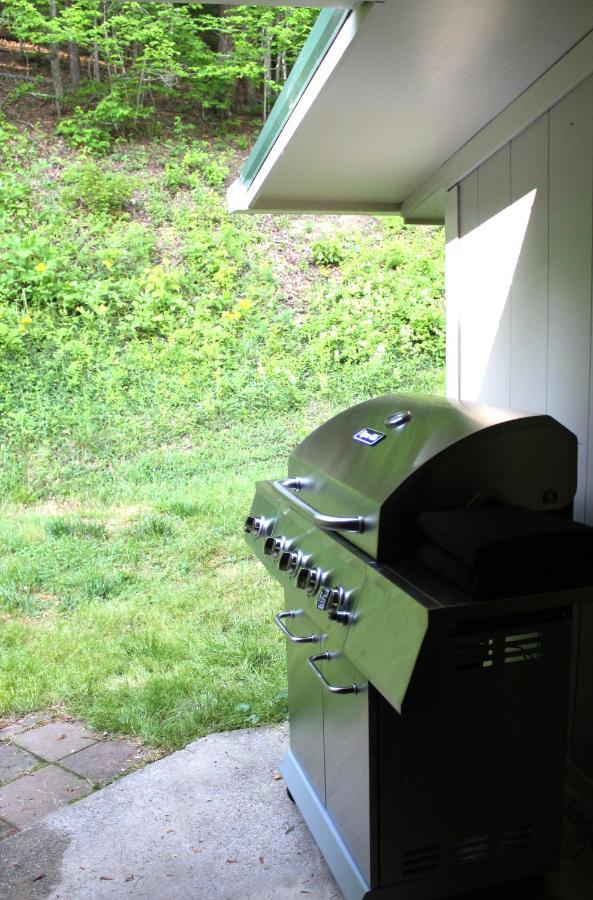 סביירוויל Stay At The Retreat! Gatlinburg-Dollywood מראה חיצוני תמונה